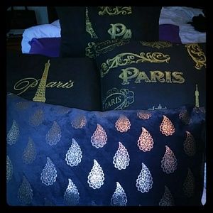 Decorative pillows